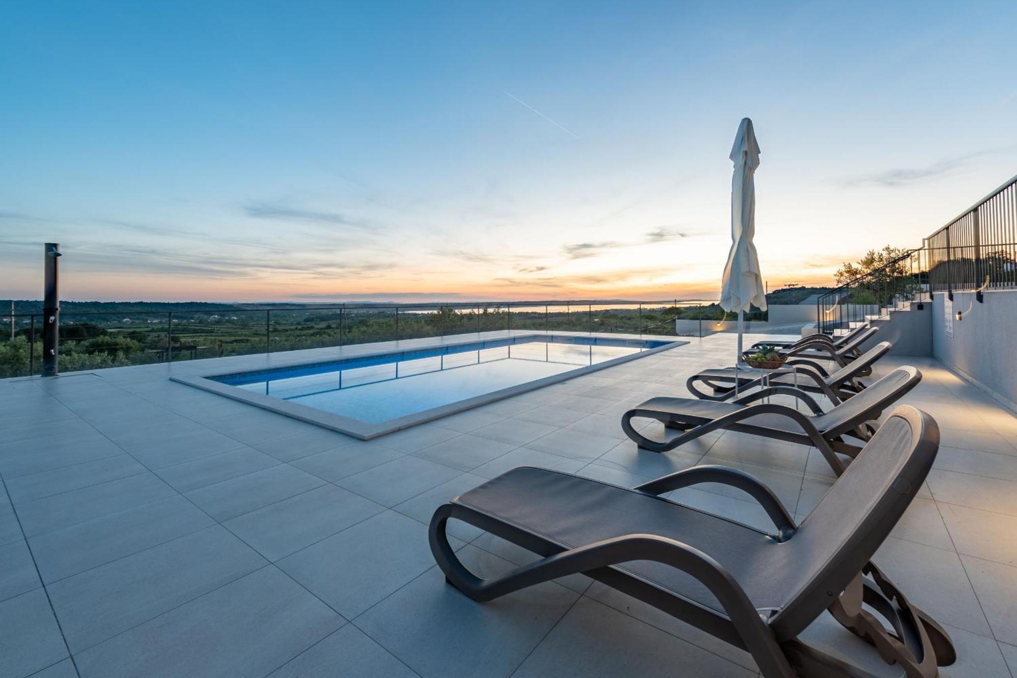 Villa Suton Zadarvillas Podvrsje Екстериор снимка